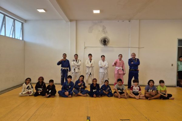 Projeto Mossoró Olímpico 2026 expande atendimento para diversos bairros, oferecendo novas oportunidades esportivas para jovens da rede municipal.
Foto: Divulgação/PMM