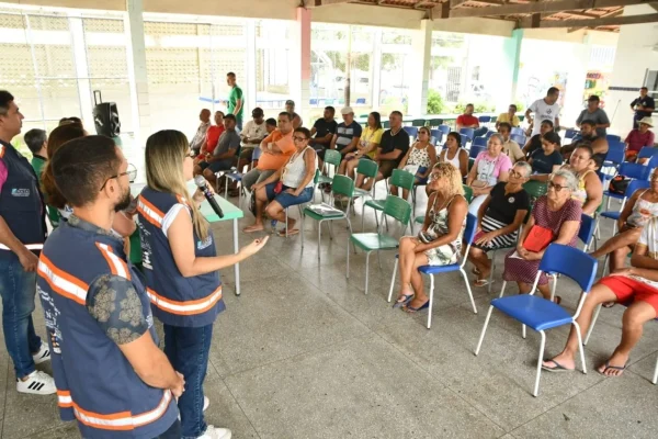 Ação conjunta entre Prefeitura e órgãos jurídicos orienta moradores do Jardim Primavera sobre o processo de indenização.
Foto: Demis Roussos