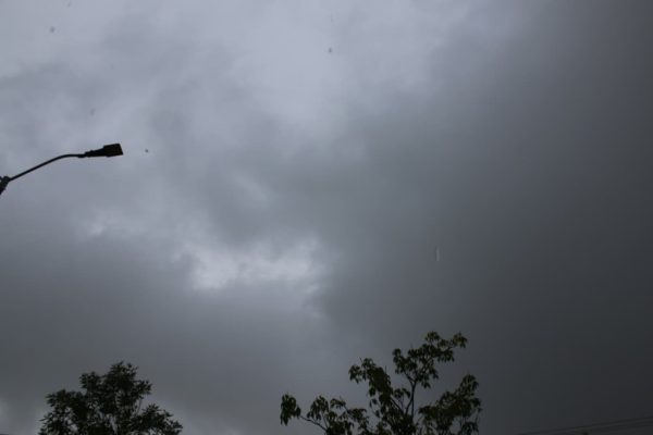 Alertas do Inmet abrangem desde o litoral até o interior do RN, com risco de alagamentos e ventos fortes.
Foto: Walmir Alves / Prefeitura de Mossoró