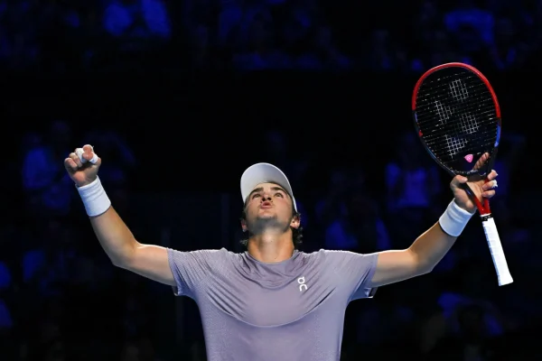 João Fonseca celebra conquista do MGM Slam em Las Vegas; brasileiro superou Reilly Opelka na decisão. 
Foto: Instagram